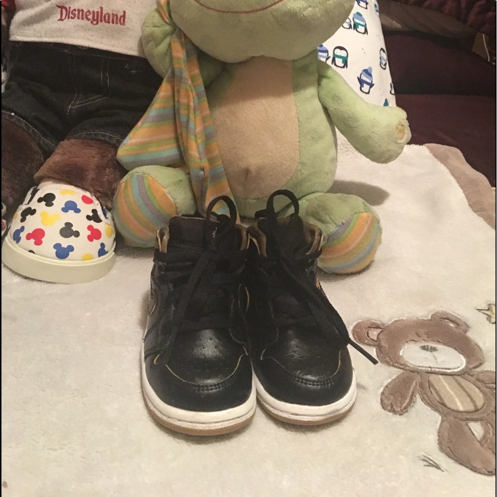 Jordan baby black sneakers